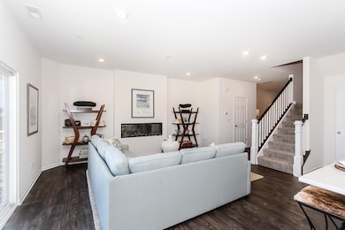 3204 Iris Ave, Rolling Meadows, IL 60008 - photo 3