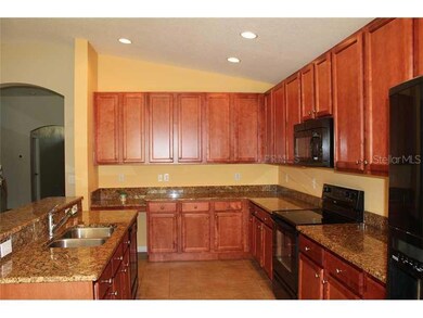 6609 Bluff Meadow Ct, Wesley Chapel, FL 33545 - photo 5