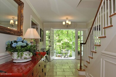 104 Chestnut Hill Ln, Stamford, CT 06903 - photo 5