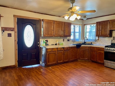 240 Sligo St, San Antonio, TX 78223 - photo 6