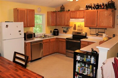 35400 Wilderness Shores Way, Locust Grove, VA 22508 - photo 2