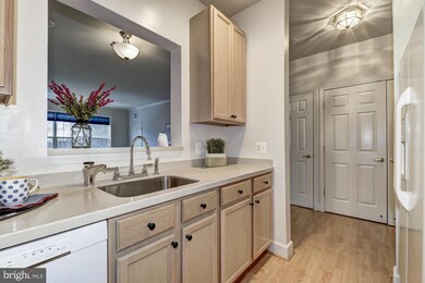 11924 Darnestown Rd, Gaithersburg, MD 20878 - photo 6