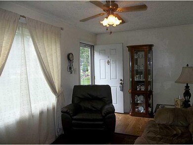 4825 E 18th St, Indianapolis, IN 46218 - photo 3