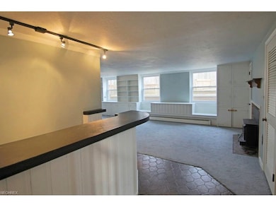 Bar area in Family Room.