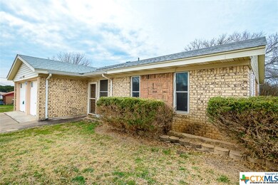 303 Eagle Ln, Kempner, TX 76539 - photo 4