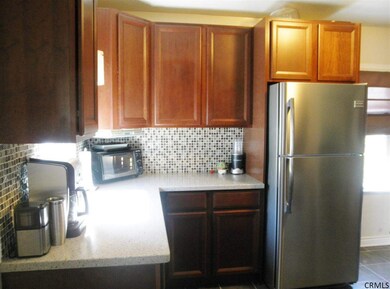 7 Genesee Ave, Rensselaer, NY 12144 - photo 5