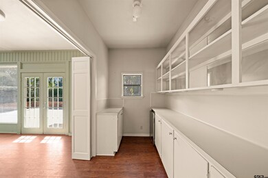 5213 Cloverdale Dr, Tyler, TX 75703 - photo 6