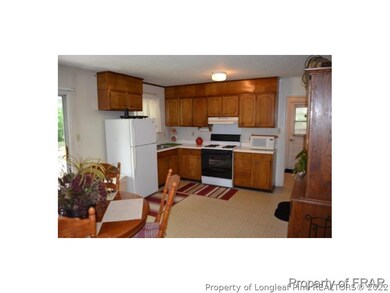 623 Rock Spring Rd, Fayetteville, NC 28314 - photo 6