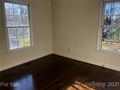 330 Harrill St, Statesville, NC 28677 - photo 4