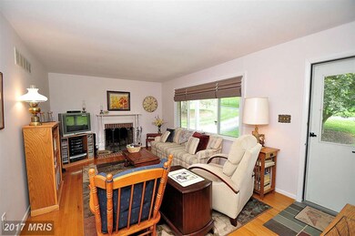 5711 Oakview Dr, Sykesville, MD 21784 - photo 6