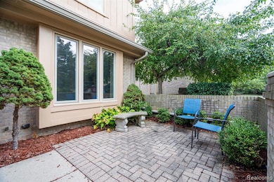 1220 Autumn Dr unit 76, Troy, MI 48098 - photo 6