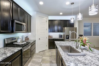 Night-Kitchen-Island