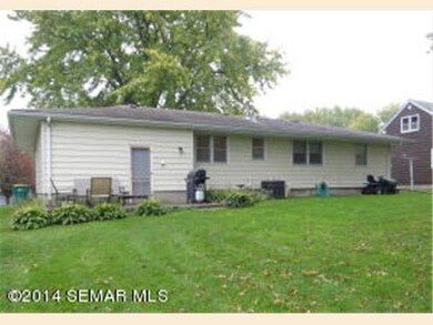 934 S 3rd Ave, Albert Lea, MN 56007 - photo 2