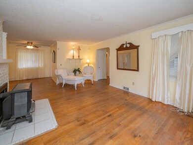 4737 O Park-105