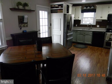 422 N Main St, Sellersville, PA 18960 - photo 6