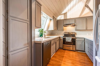 9270 Escondido Ln, Redding, CA 96002 - photo 5