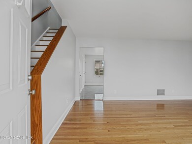 13 Cos Cob Ave unit B, Cos Cob, CT 06807 - photo 3