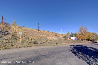 1124 Barclay St, Craig, CO 81625 - photo 3