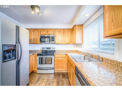 217 SW Jefferson St, Sheridan, OR 97378 - photo 7