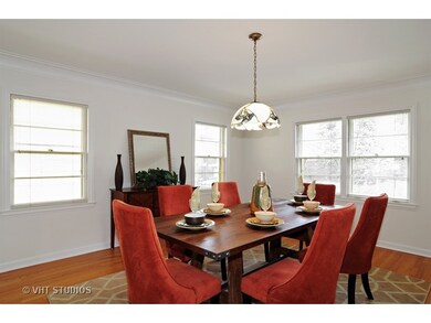 2904 W Granville Ave, Chicago, IL 60659 - photo 4