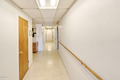 2095_1610 North Sulphur Springs Road