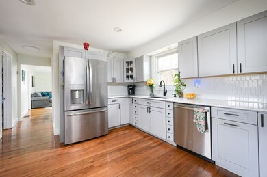 103 Pleasant St, Spencer, MA 01562 - photo 3