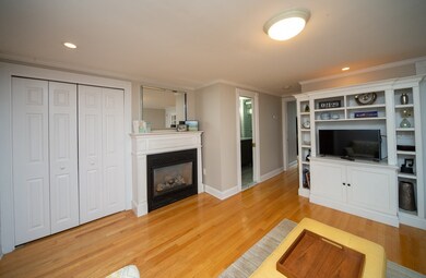 14 Monument St unit 4, Charlestown, MA 02129 - photo 4