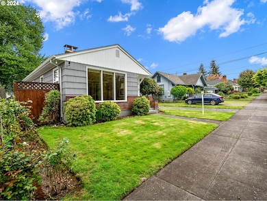 4330 NE 71st Ave, Portland, OR 97218 - photo 3