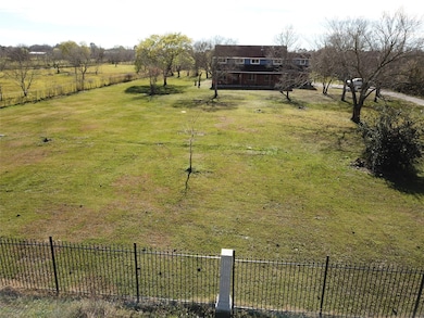 6630 Bailey Rd, Pearland, TX 77584 - photo 2