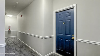 2602 Aristocrat Place unit 101, Louisville, KY 40299 - photo 2