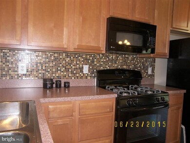 3095 Chinkapin Oak Ln unit 51, Woodbridge, VA 22191 - photo 3