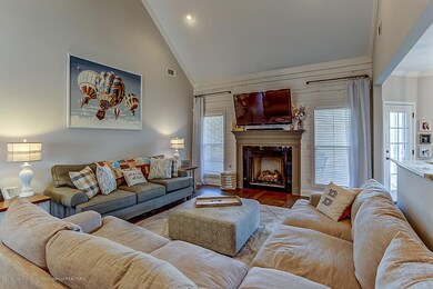 GREAT ROOM 2