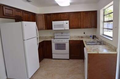 222 Caprol Ln, Sebastian, FL 32958 - photo 3