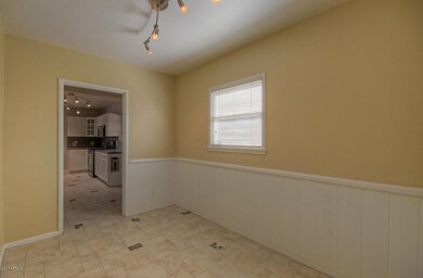 2021 N 16th Ave Phoenix AZ-large-005-7-D