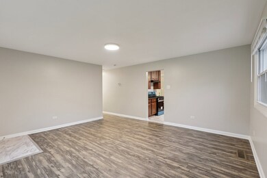 15364 Afton Ave, Markham, IL 60428 - photo 4