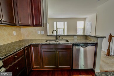 7213 Winding Hills Dr, Hanover, MD 21076 - photo 4