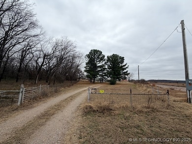 7480 Loblolly Rd, Weleetka, OK 74880 - photo 3