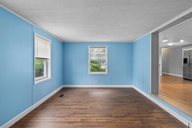 11 S Cranberry Ln, Rochester, NH 03867 - photo 3