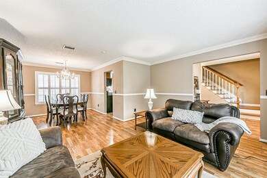 7423 Shangrila Ln, Houston, TX 77095 - photo 4