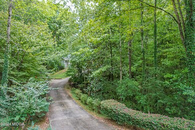 209 Huntington Ct-0039