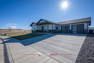 755 Go Around Loop, Cody, WY 82414 - photo 2