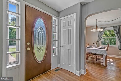 8630 Normal School Rd, Bowie, MD 20715 - photo 5