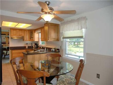 Kitchen New counter tops in 2011!  Windows over lo