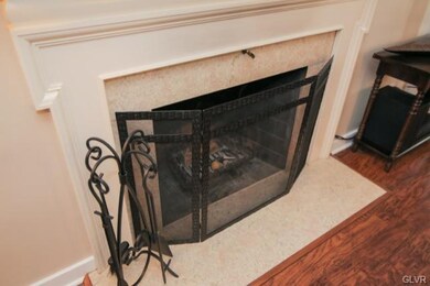 318 N Broad St, Allentown, PA 18104 - photo 5