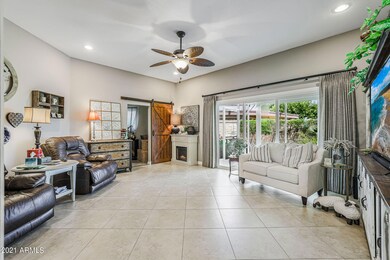 10543 W Pineaire Dr, Sun City, AZ 85351 - photo 2