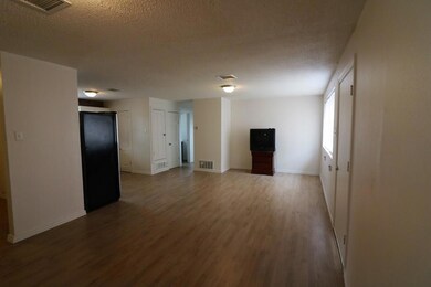 306 Kelvin Ave, El Paso, TX 79915 - photo 5