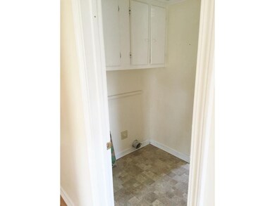 932 Hopson St, Johnson City, TN 37601 - photo 7