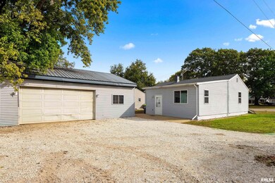 443 W Wilmot St, Chillicothe, IL 61523 - photo 4