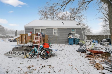 677 Chandler St, Muskegon, MI 49442 - photo 2