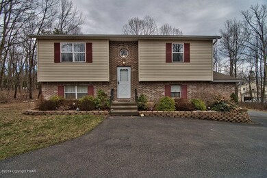 558 Catskill Dr, Effort, PA 18330 - photo 3